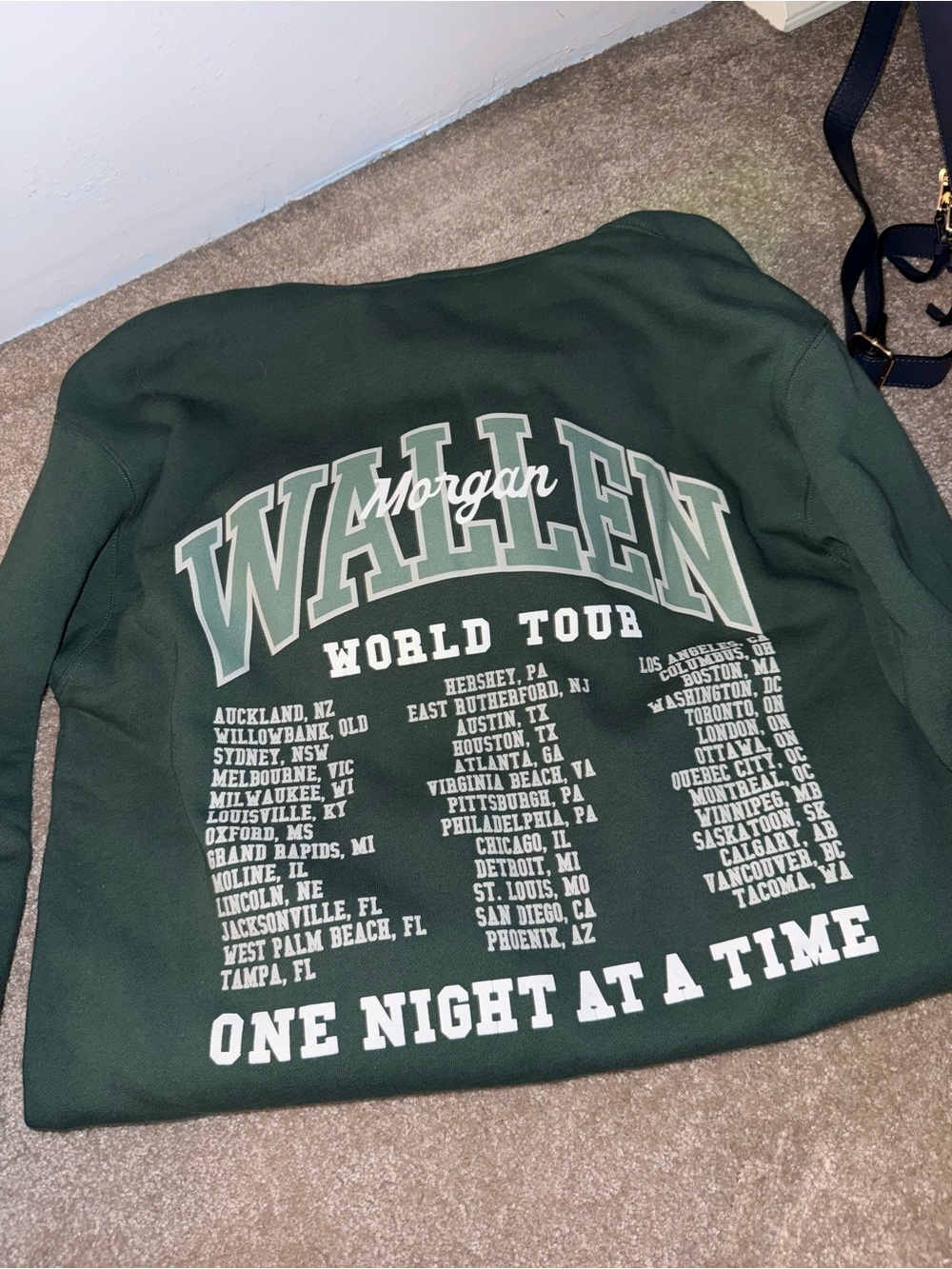 Morgan Wallen One Night At A Time Tour Green Hoodie - Picture 3 of 3